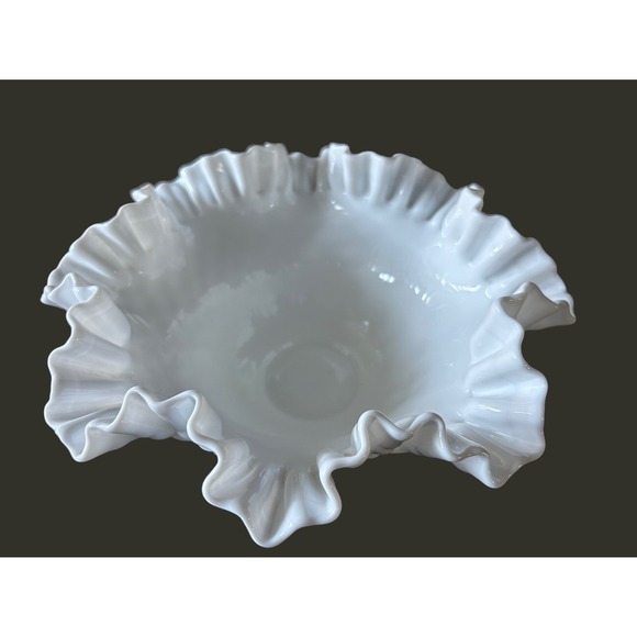 Vintage Fenton Hobnail‎ Ruffled Candy Dish - Picture 4 of 6